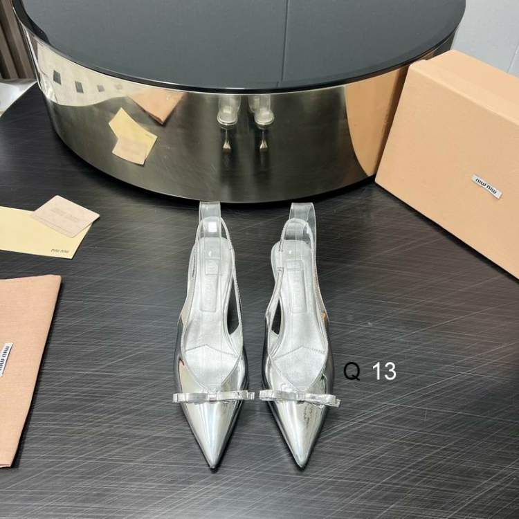 Picture of Miumiu Shoes _SKUMiuMiusz35-40WM070318052
